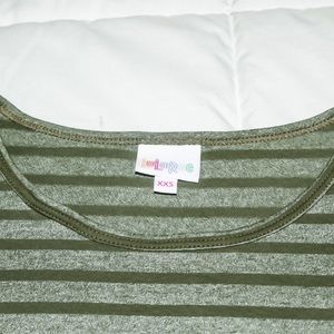 LuLaRoe - Size XXS Irma Shirt